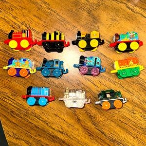 11 MINI MINIS THOMAS & FRIENDS TRAINS ADORABLE PERFECT